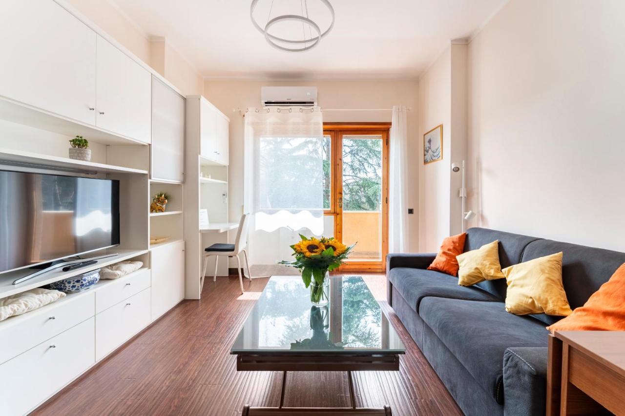 Eashome Eur Mostacciano Bilocale Adiacente Ifo Apartamento
